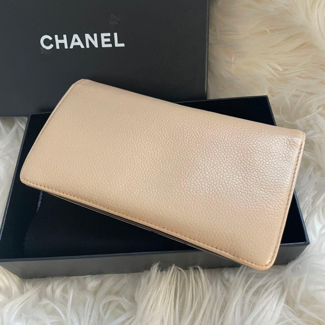 シャネル CHANEL 二つ折り 財布 ココマーク ベージュ キャビアスキン