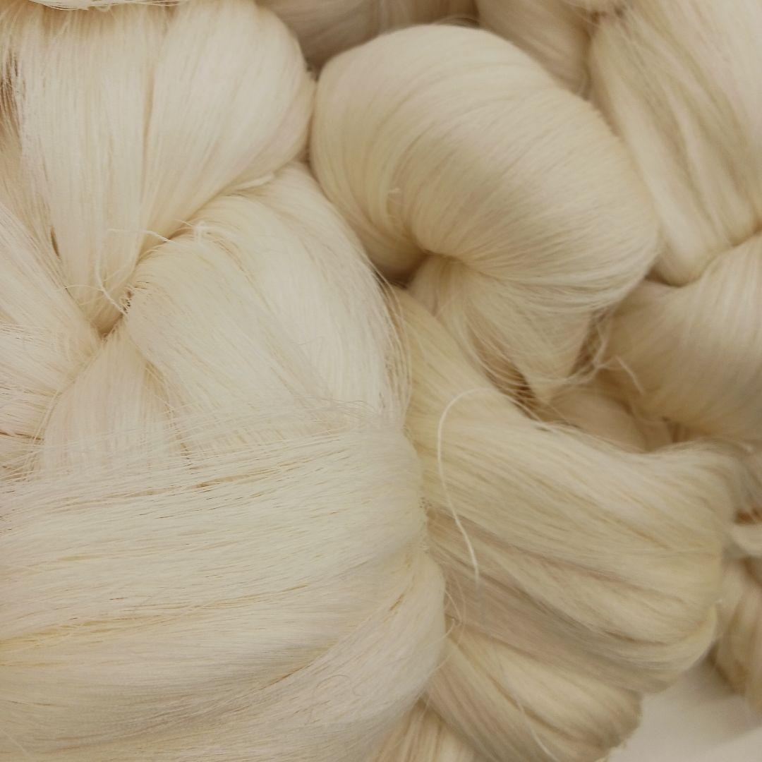 生糸大量　精錬前　未使用絹糸