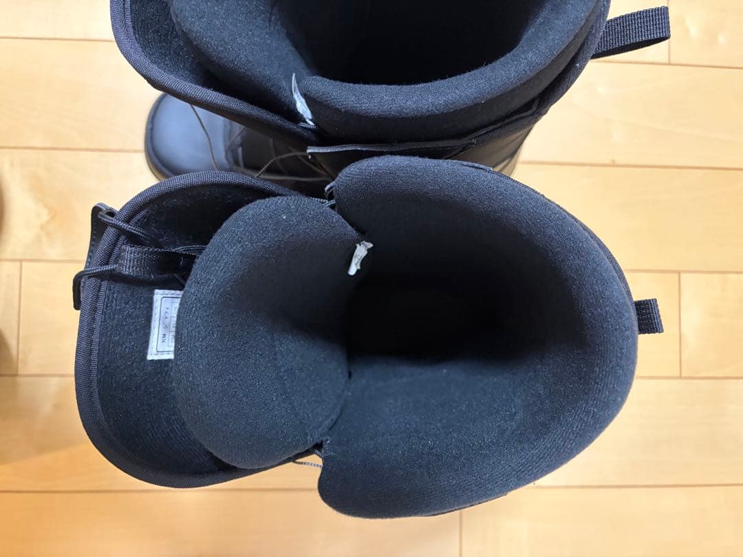 キスマーク ブラック スノーボードブーツ ボアタイプ28センチ