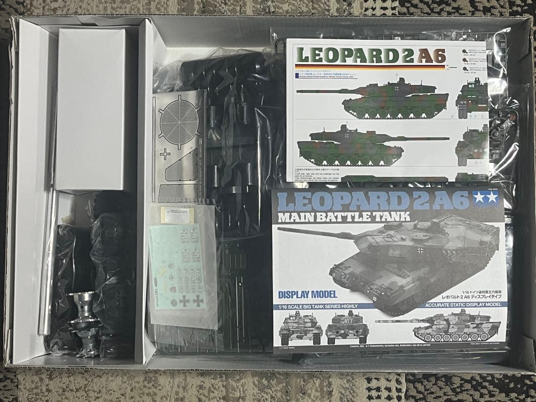 タミヤ レオパルト2 A6 ディスプレイタイプ 未組立 レオパルド 1/16