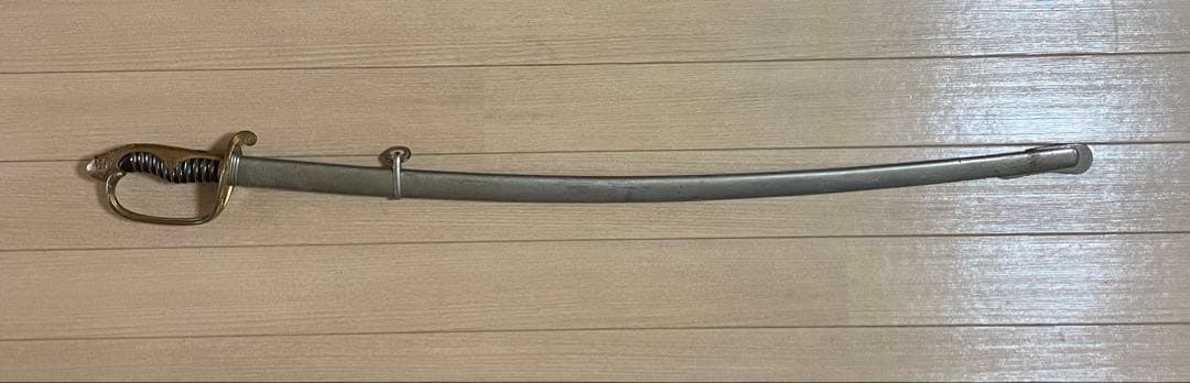 模造刀　美術刀　サーベル　指揮刀　時代武具　B017