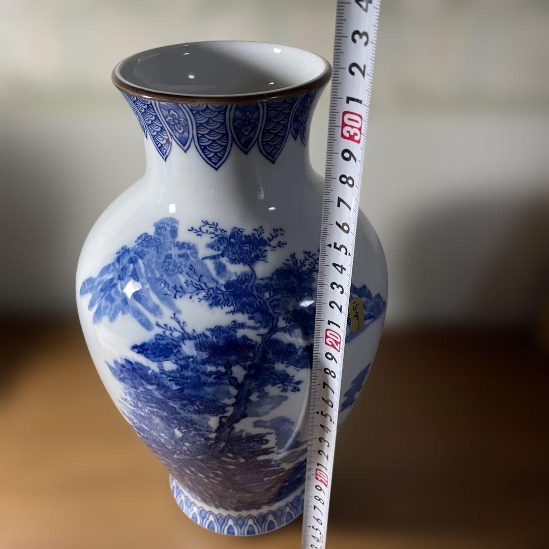 有田焼 青白磁山水画花瓶(西峰作) - メルカリ