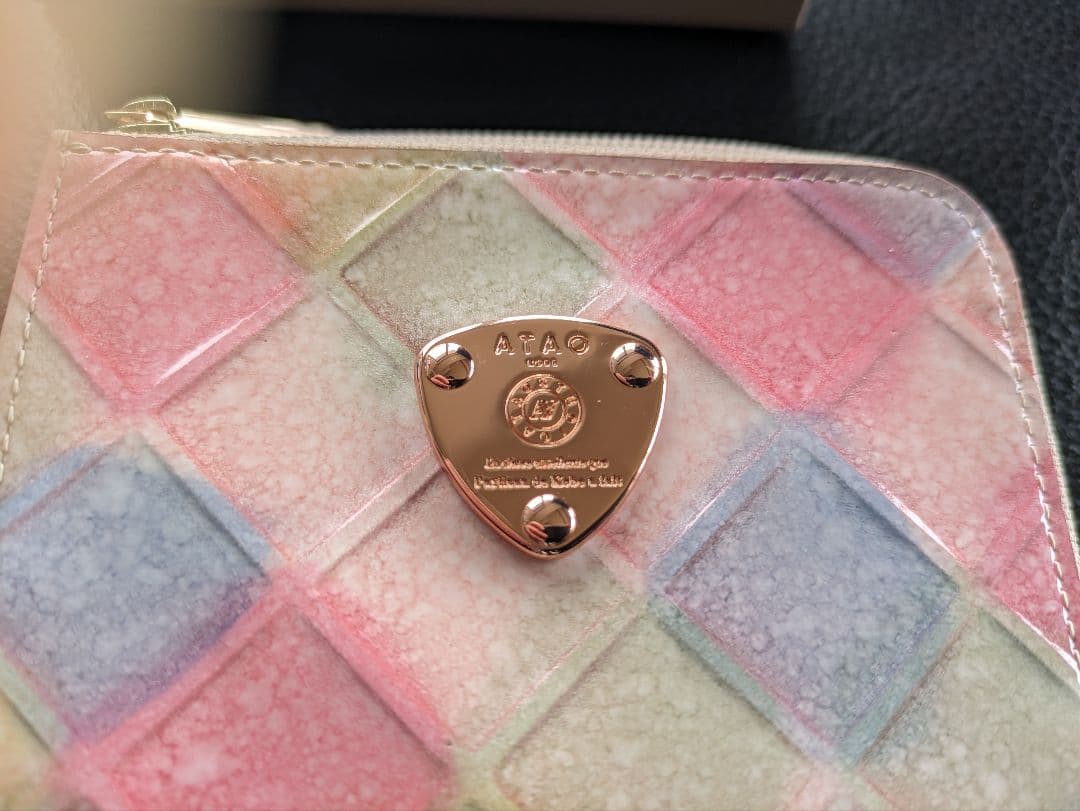 ATAO マルチカラー ダイヤモンド財布