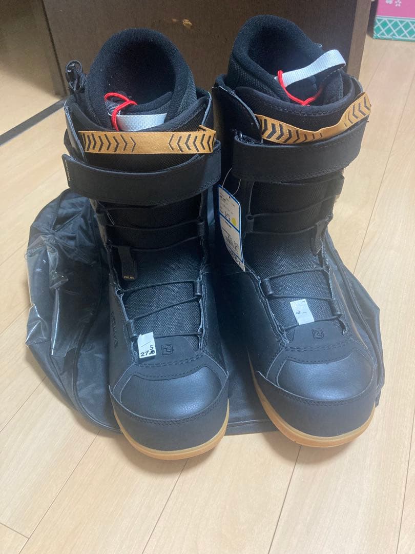 スノボブーツ　27.5センチ
