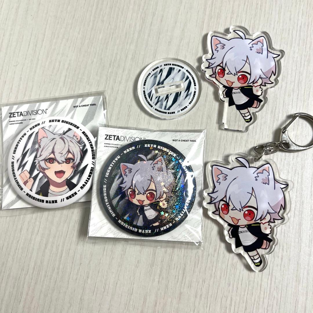 ZETA かず猫 アクリルキーホルダー アクリルスタンド 缶バッチ - メルカリ