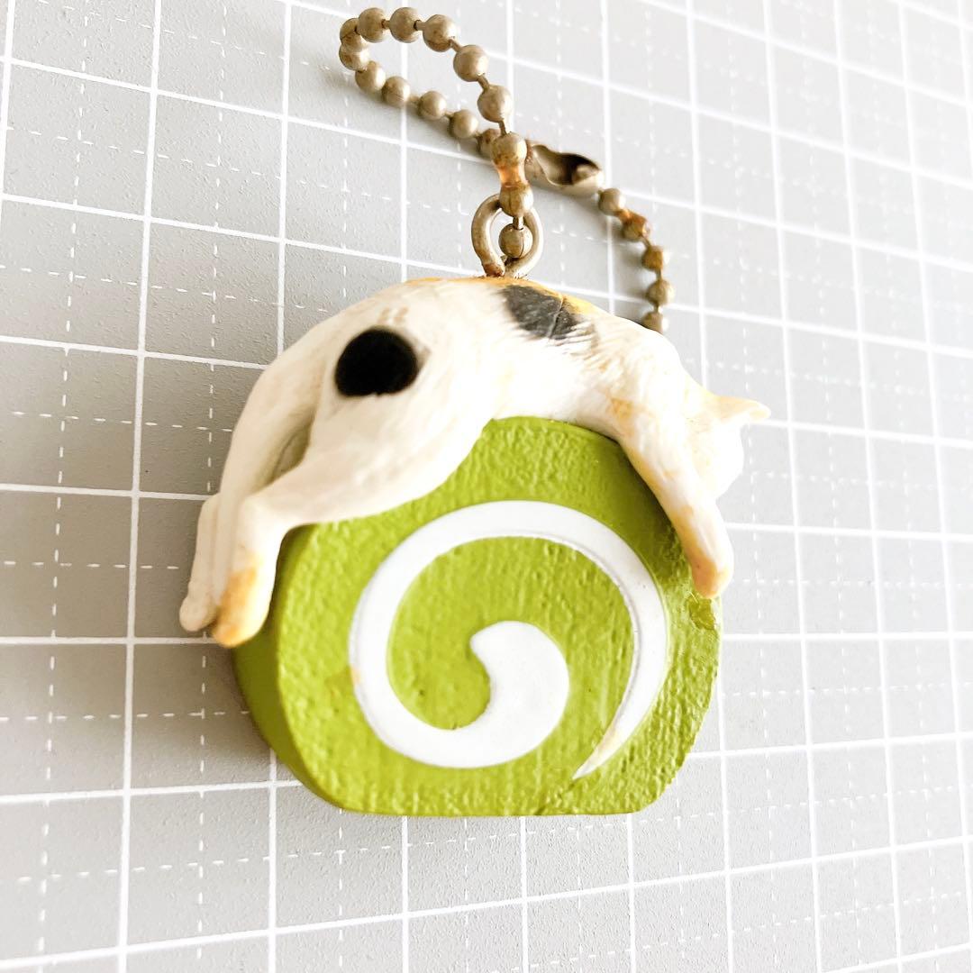 ☆☘️アニコラ　ねこcafe7 抹茶ニャロールケーキ　カプセルトイ ミニチュア￼