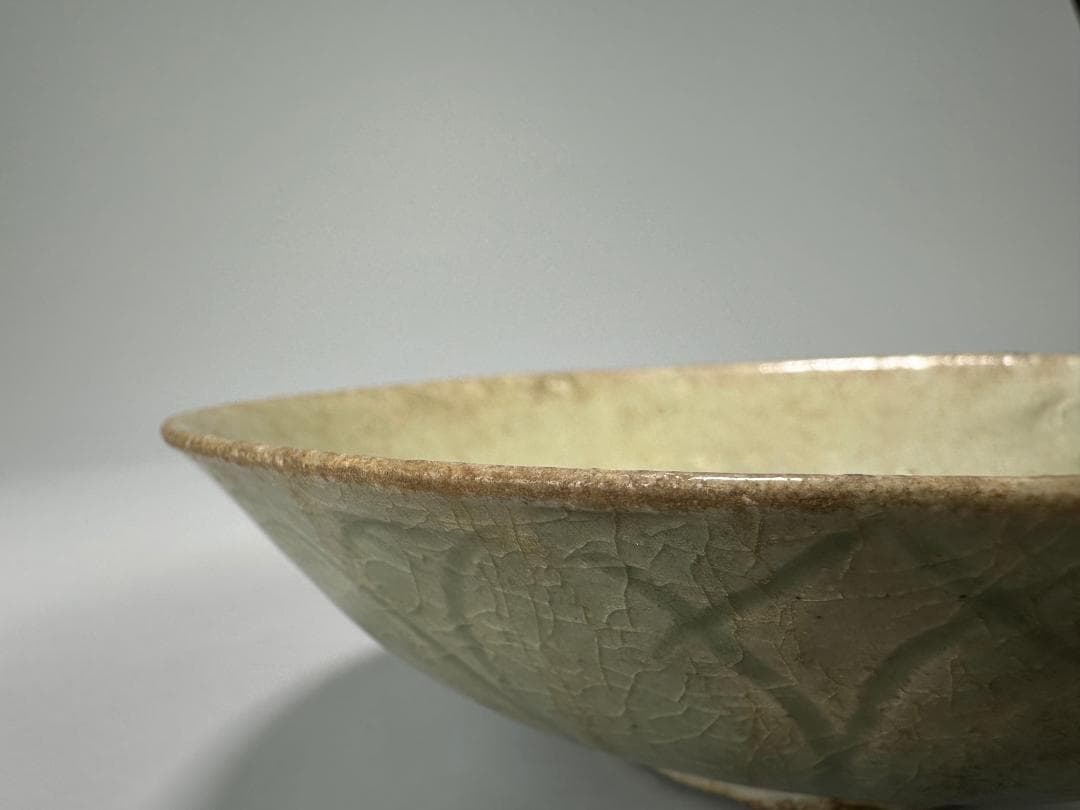 中国美術 元～明時代 青磁 蓮花文茶碗 鉢 時代物 唐物 14～15世紀