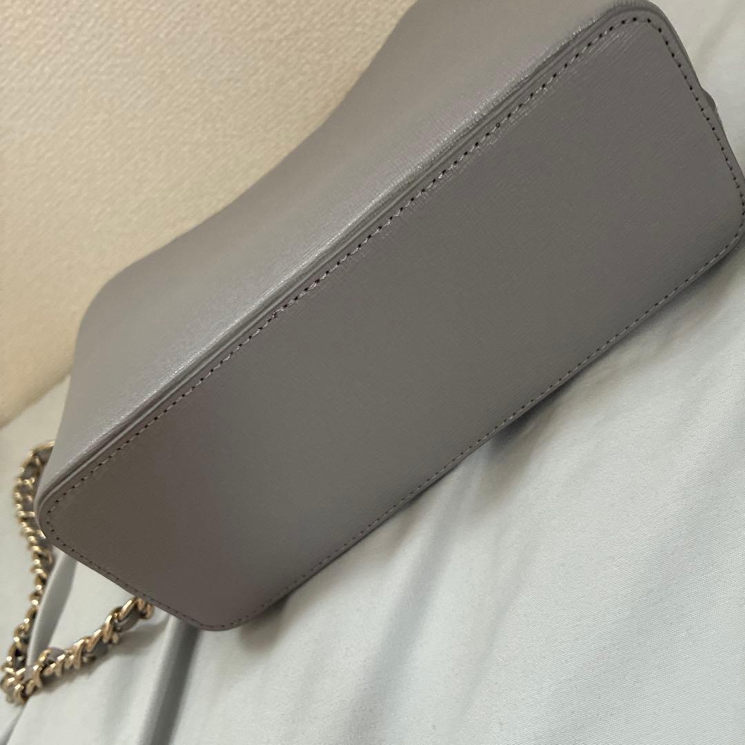 フルラ　FURLA ショルダーバッグ　テッサチェーン クロスボディ