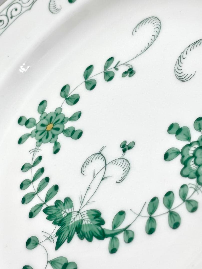 オールドマイセン プレート グリーンフラワー 金彩装飾P-3 - メルカリ