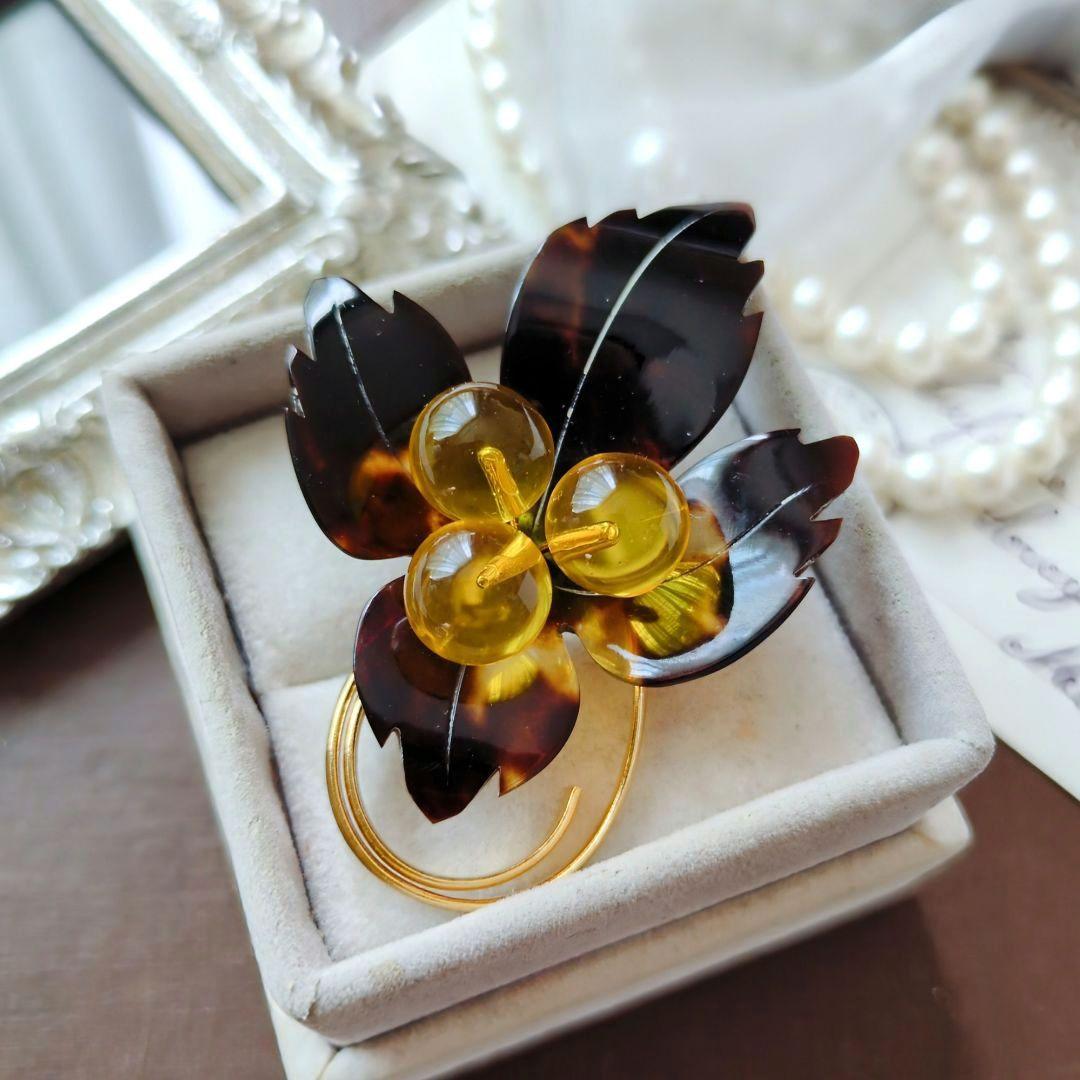 本鼈甲 べっ甲細工 木の実 ブローチ 葉っぱ リーフ ナッツ 和装小物