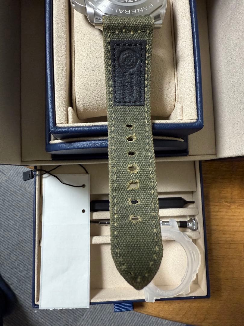 パネライ　サブマーシブル　マリーナミリターレ　PAM01697 付属品完品