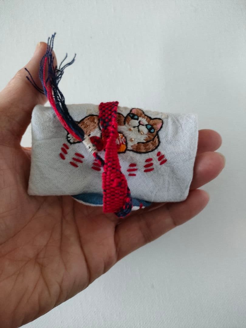 め*。様 【猫刺繍】三徳袋　ポテチくう猫