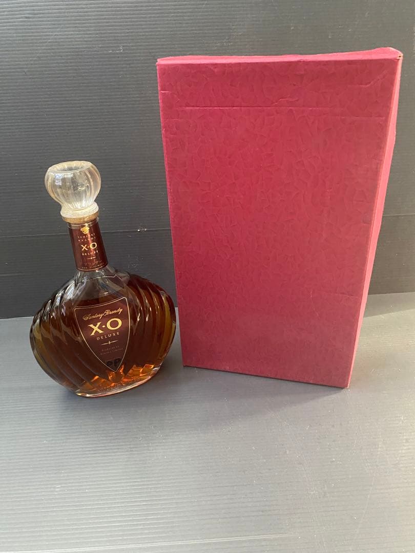 3本まとめてジョニーウォーカー とXO 3本まとめてジョニーウォーカー