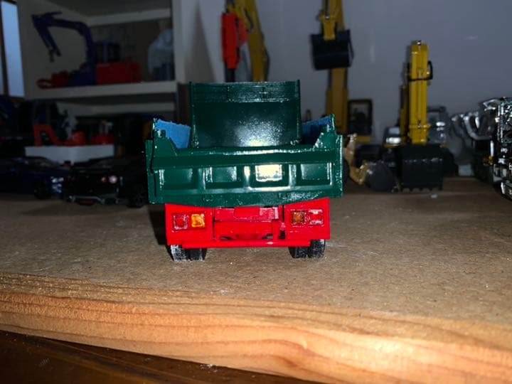 アオシマ1/32 4トンダンプ