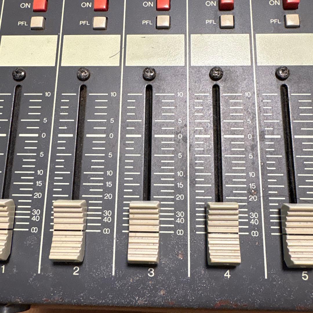 Yamaha MX200 アナログミキサー 8チャンネル