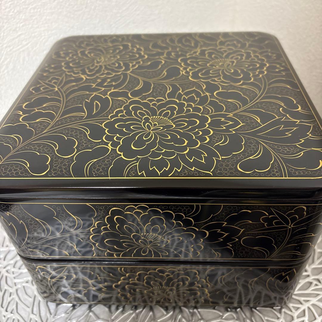 ⭐️輪島塗　布着堅地漆器 二段重箱 漆黒金花模様