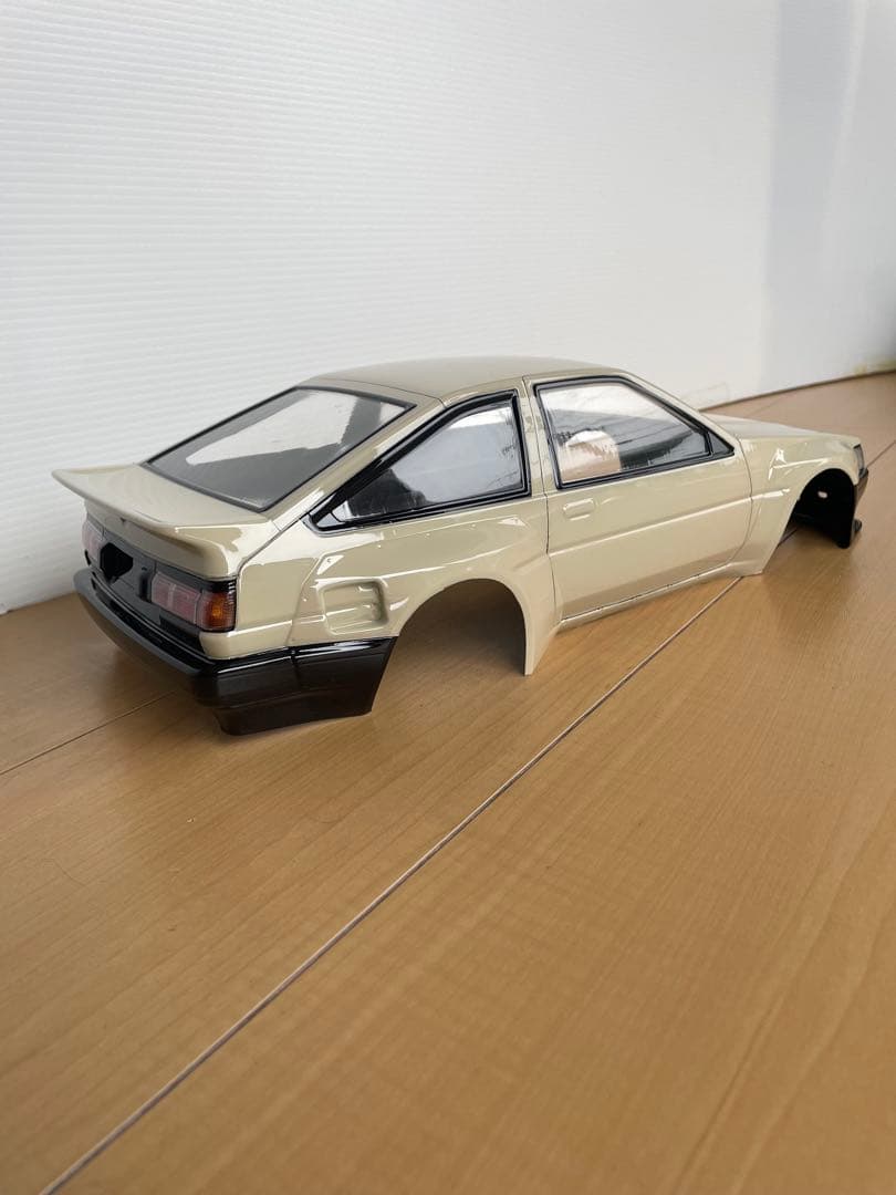 アディクション　PANDEM TOYOTA　AE86 未使用塗装済みボディ