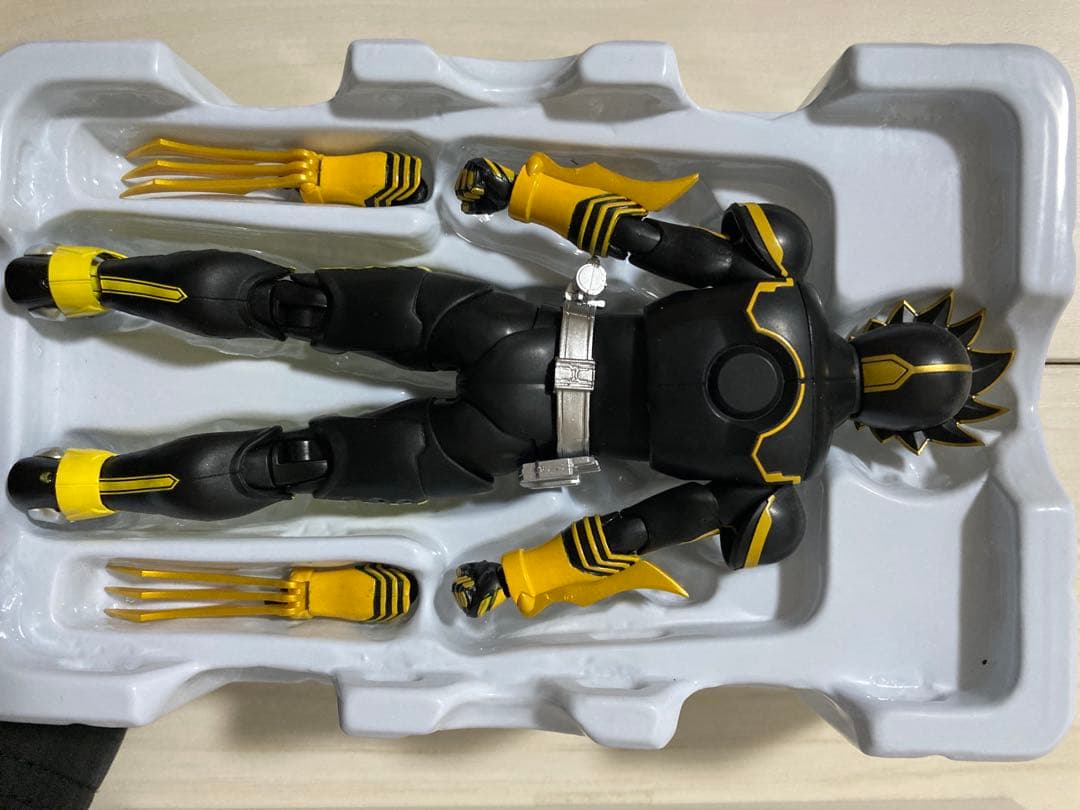 SHFiguarts 仮面ライダーオーズ ラトラーターコンボ　真骨彫　開封品