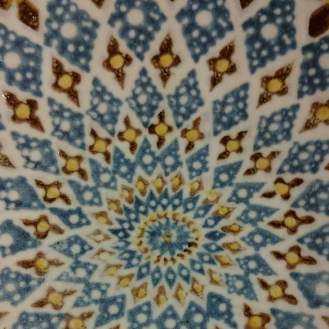 山野辺彩　皿①　径約18.3㎝ 高さ約4.3㎝