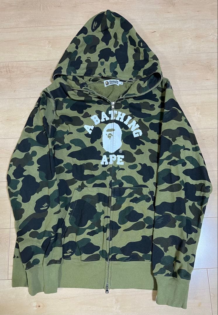A BATHING APE 迷彩フルジップパーカー