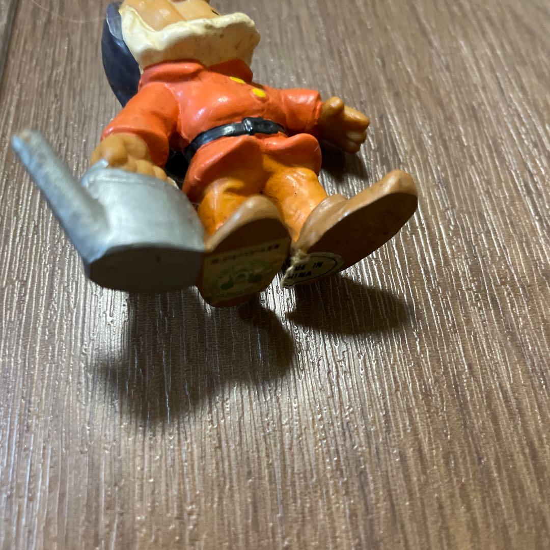 約40年前　ディズニーランド　置き物 白雪姫と7人の小人 昭和レトロ　フィギュア