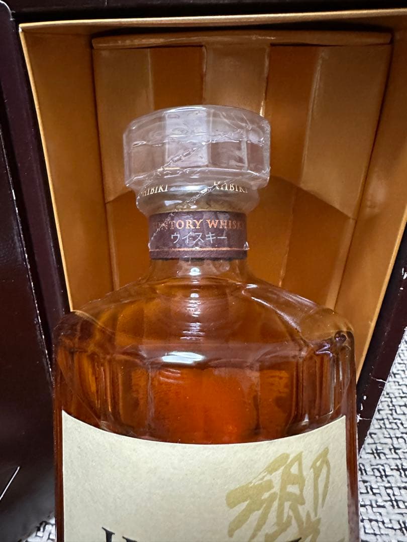 サントリー響12年未開栓700ml