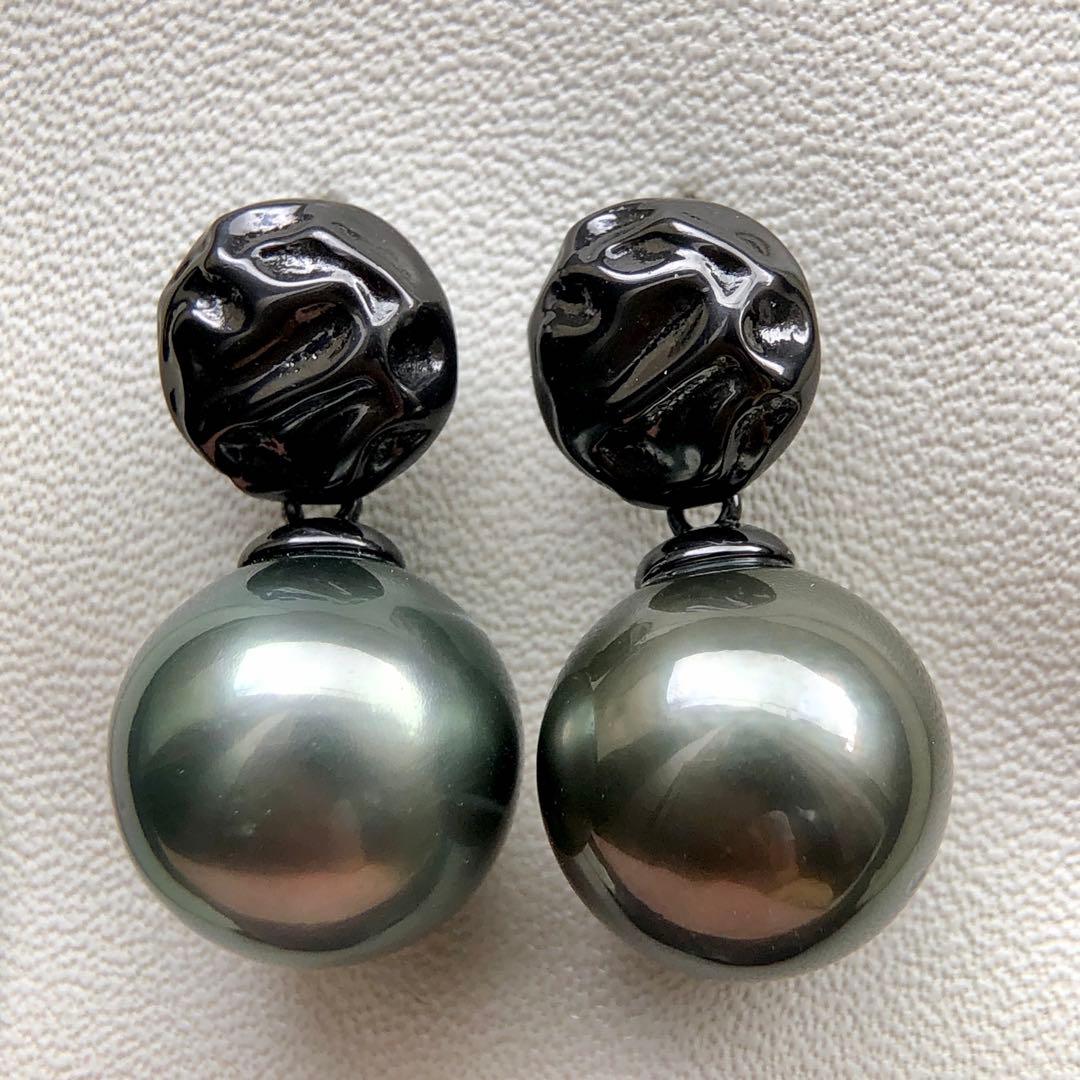 本真珠南洋黒蝶真珠グリーン虹色13.5×11.5㍉ピアスBL913 - メルカリ