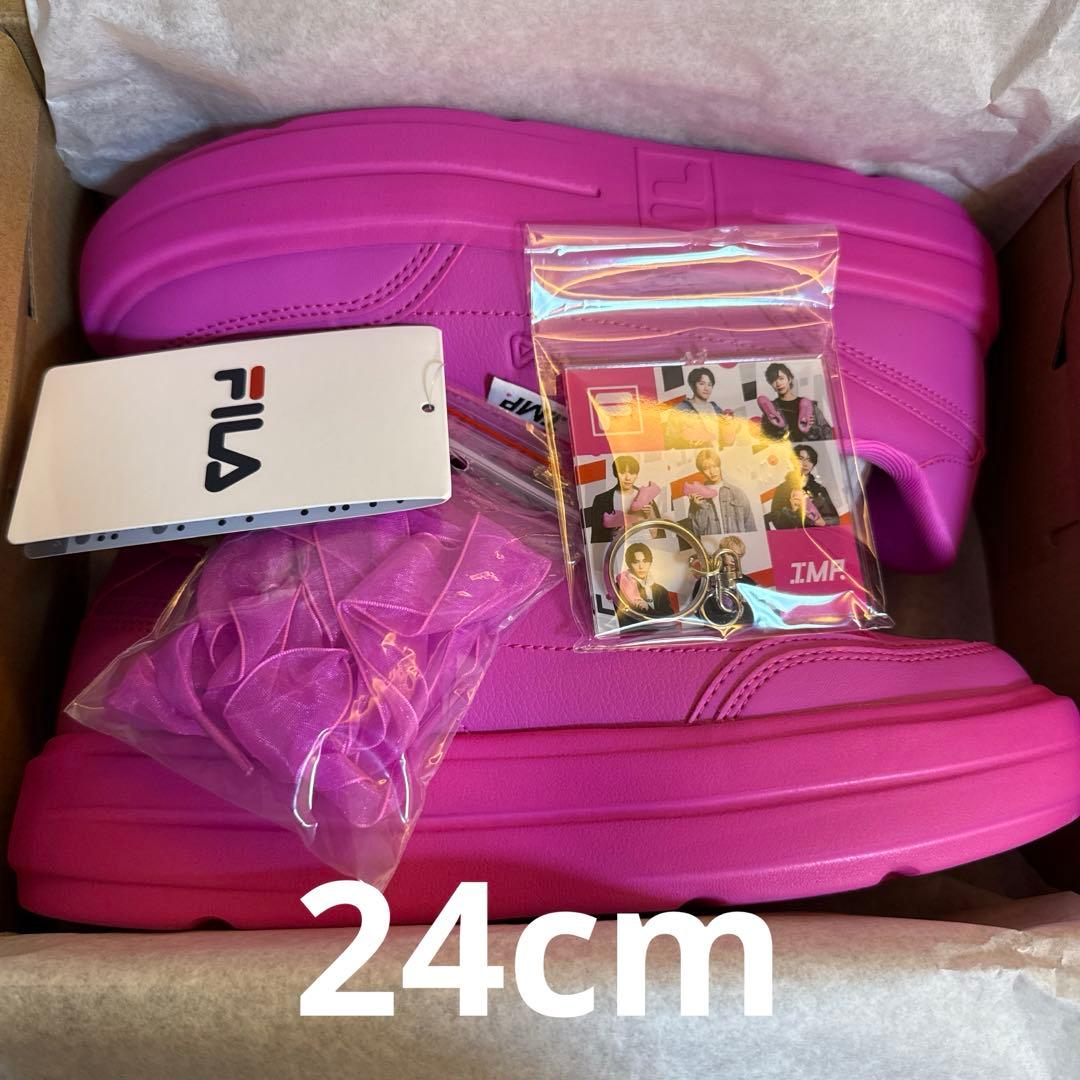 キーホルダー付FILA×IMP.コラボスニーカーマゼンダ ピンク 24.0センチ