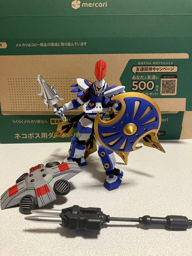 ダンボール戦機 ハイパーファンクション アキレスⅡ ダンボール戦機』コアスケルトンを内蔵した「ハイパーファンクション