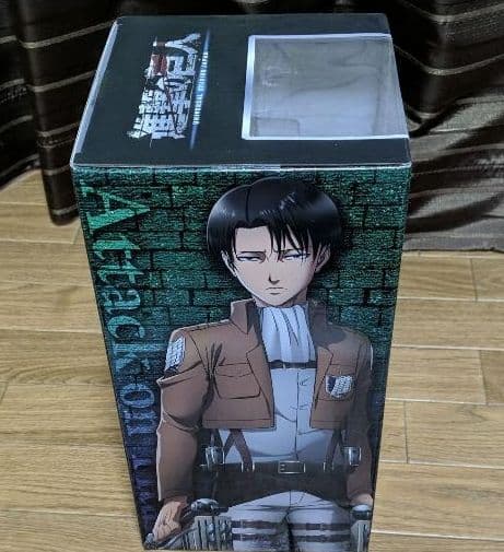 進撃の巨人 USJ フィギュア リヴァイ 兵長（ほほ笑みver.）