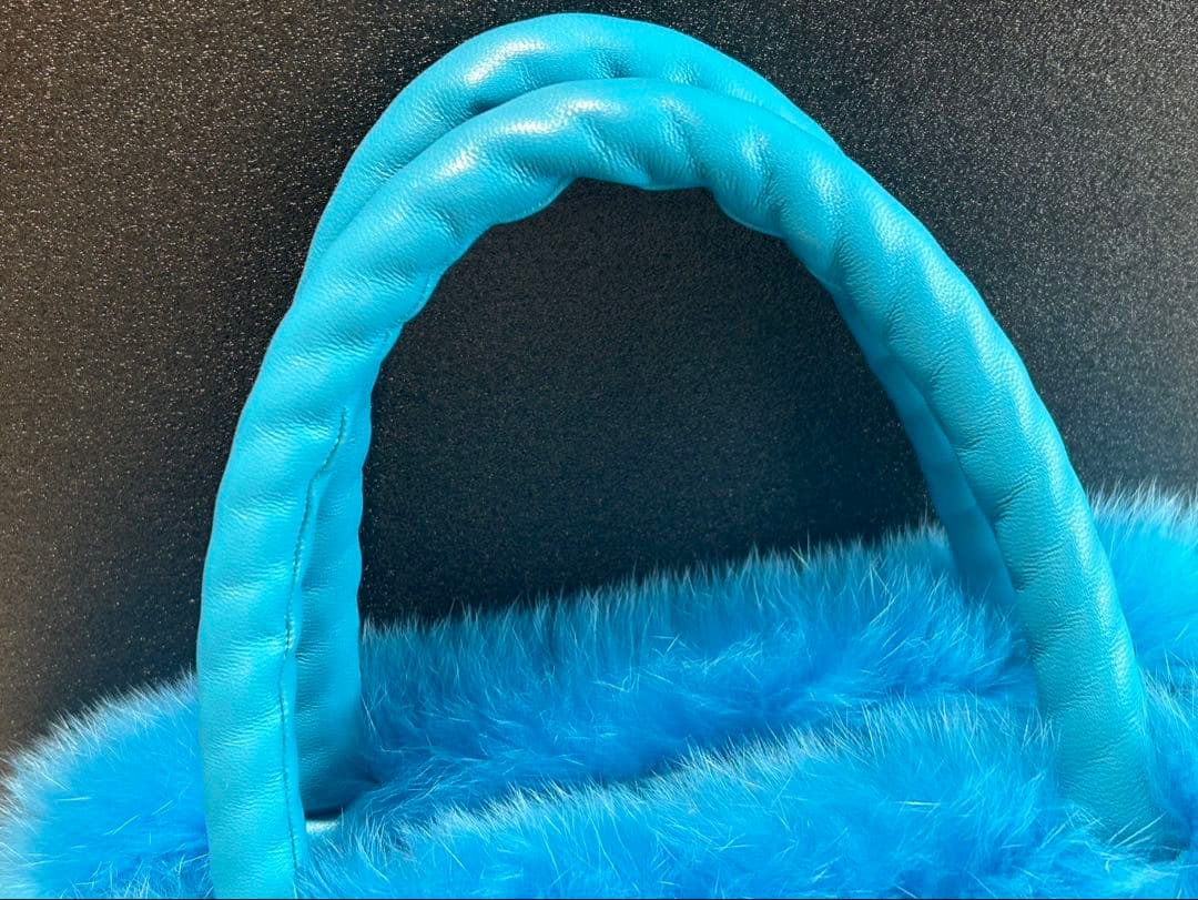 上質サガフォックスファーバッグ　ブルー　最安値