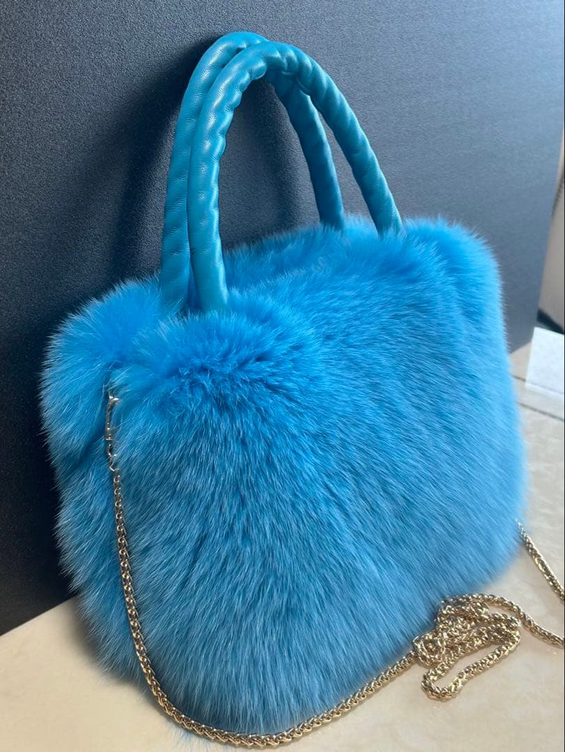 上質サガフォックスファーバッグ　ブルー　最安値