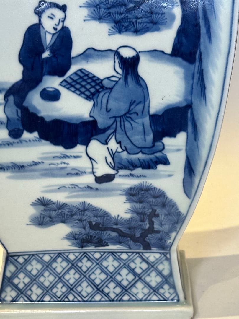 中国大清康熙年製 四方青花染付 双獅子耳花瓶 人物風景