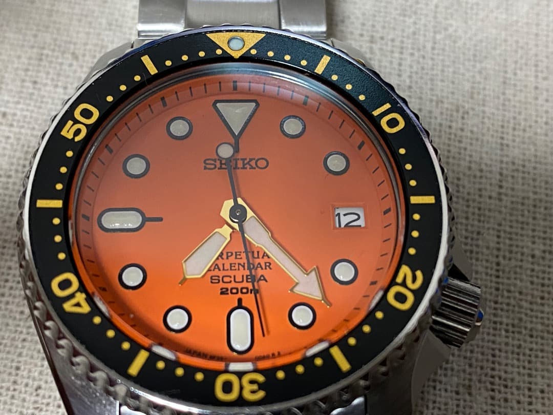 SEIKO セイコーパーペチュアルカレンダー 8F35-00A0 オレンジ