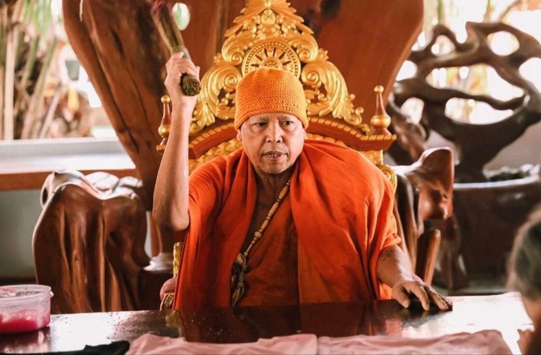 限定1】レア 蝶幸運を祈るペンダント魅力、愛情、強い力、幸運