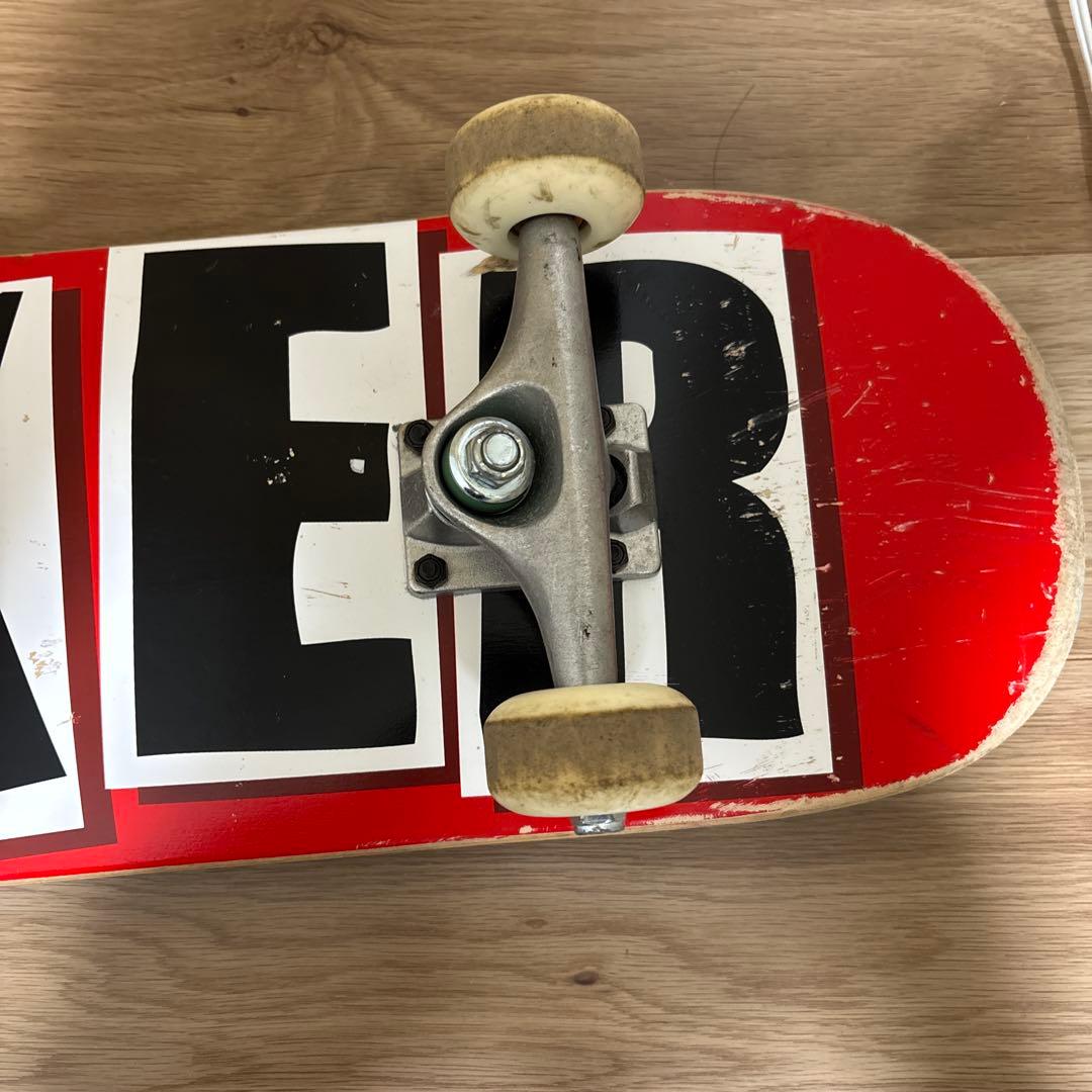 BAKER スケートボード　コンプリート　31インチ　8インチ