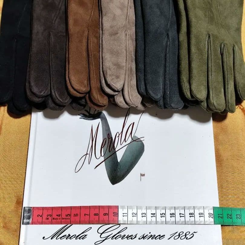 今季 メローラ スエードTANタン色 カシミア黒 グローブ 革手袋 MEROLA