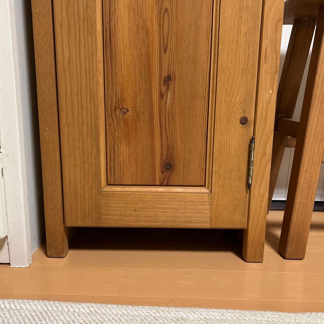 カントリーキャビネット　本棚