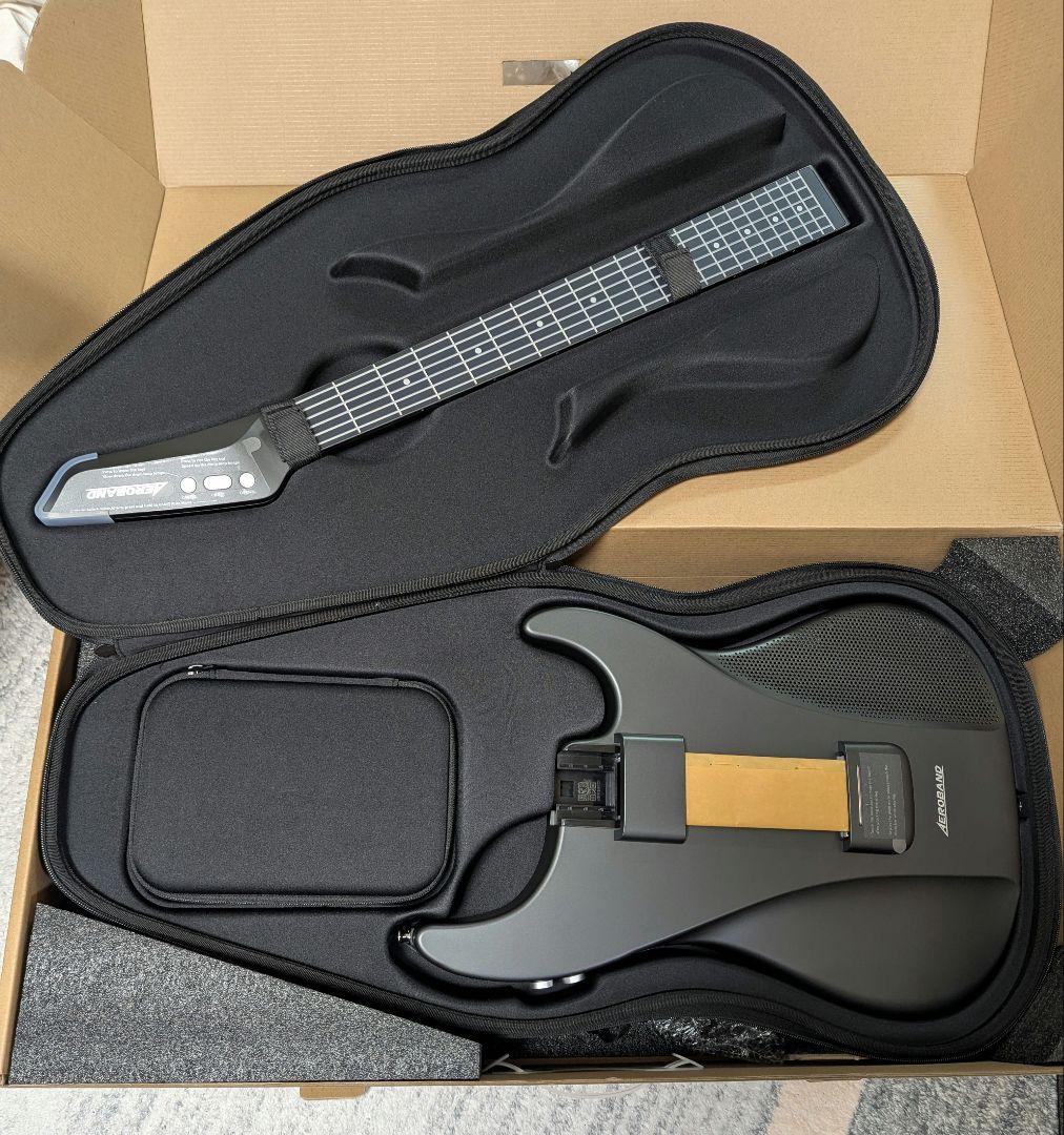 AeroBand Guitar エアロバンドギター【ケース付き】 スマートギター 多