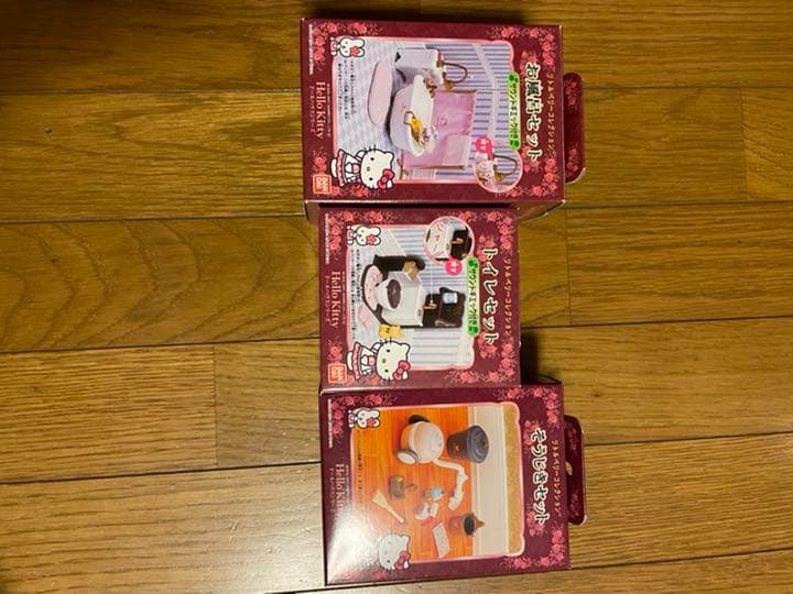 リトルベリーコレクション　Hello kitty ドールハウス