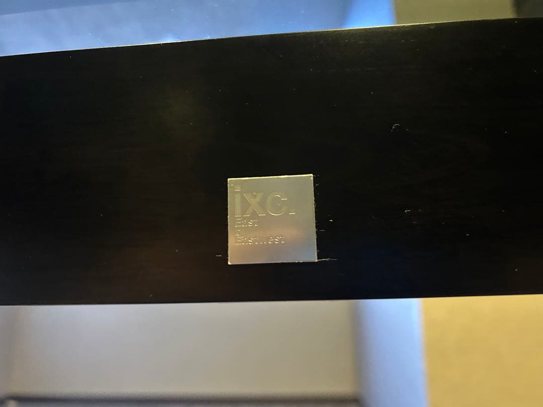 【Taka Jamaica】カッシーナ　BLOOM ダイニングテーブル