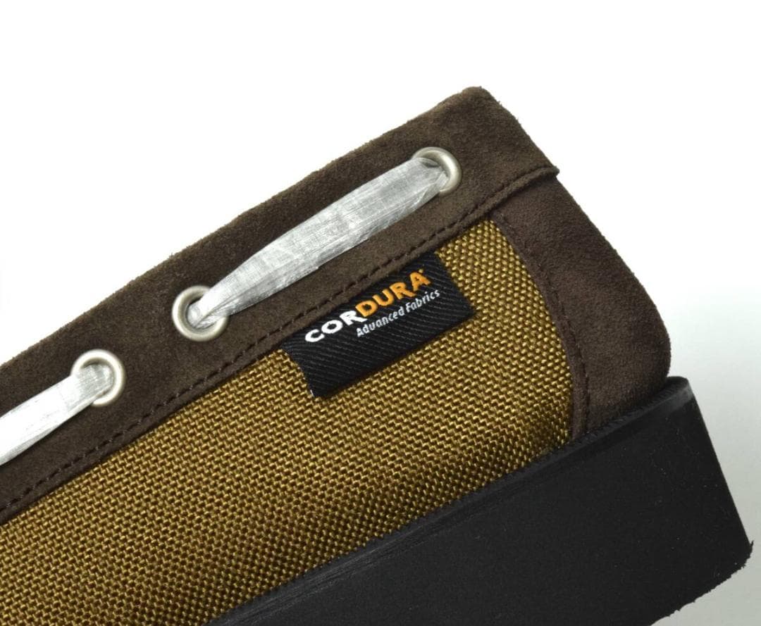 未使用4.1万 Tomo＆Co コーデュラナイロン デッキシューズ 27 カーキ