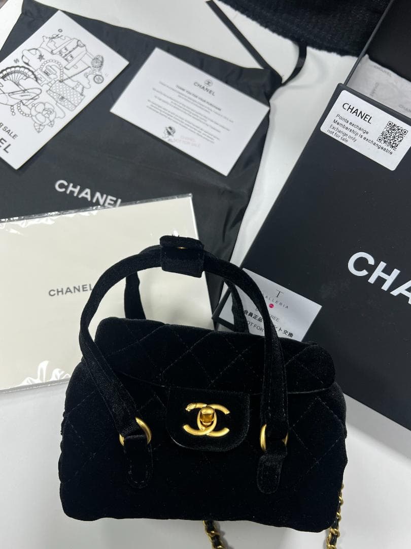 【新品未使用】☆VIP会員正品ボ 非売品 ブラックベルベットミニバッグ☆