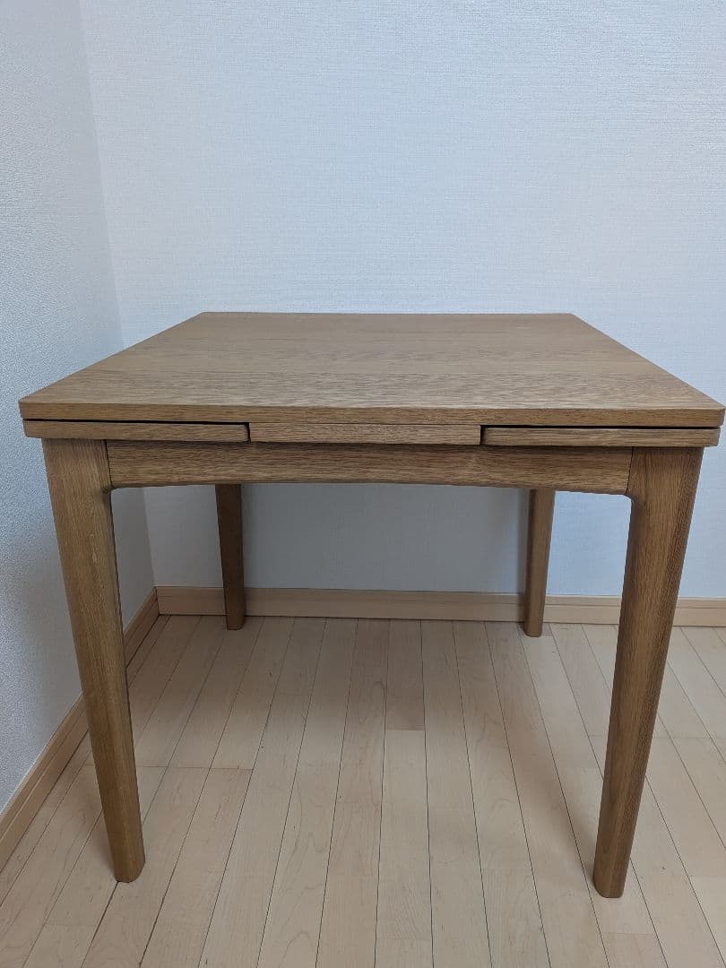 unico　ダイニングテーブル