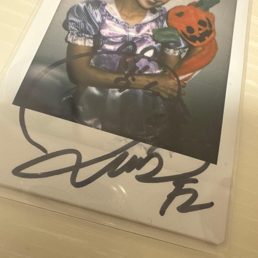 FRUITS ZIPPER 仲川瑠夏 直筆サイン入りチェキ - メルカリ