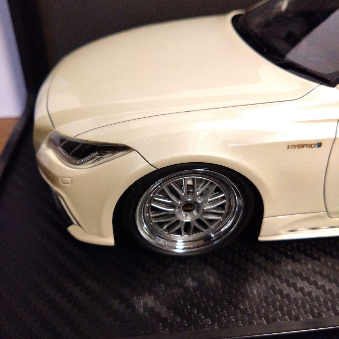 1/18 イグニッションモデル　トヨタ　クラウン（220）3.5L