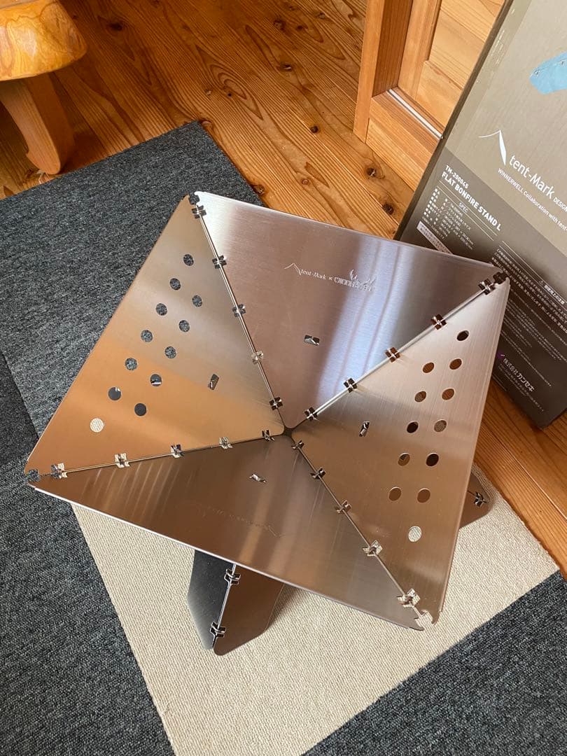 新品　テンマクデザイン　フラット焚き火台 Lサイズ