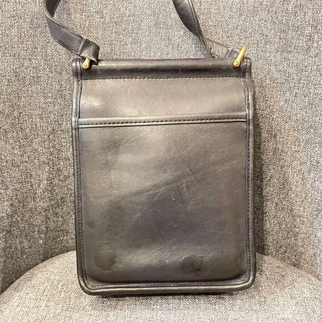 オールドコーチ　ショルダーバッグ　ターンロック　ブラック