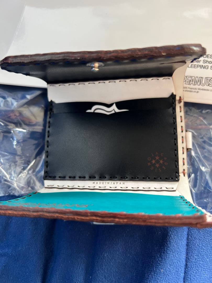 スヌーピー７５周年限定ショート財布OJAGA DESIGN