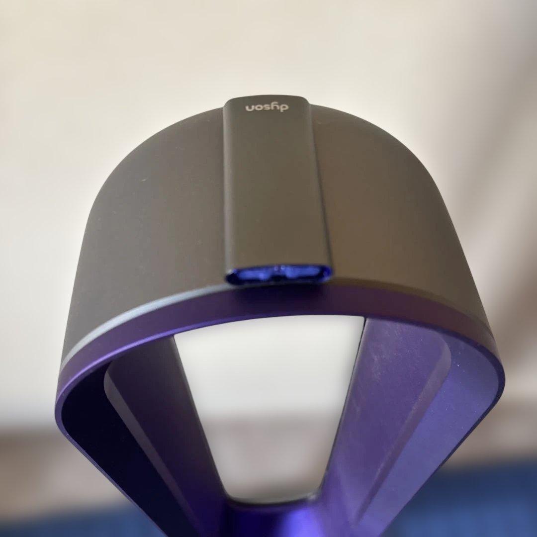 ダイソン羽のない扇風機　dyson cool AM07 tower fan